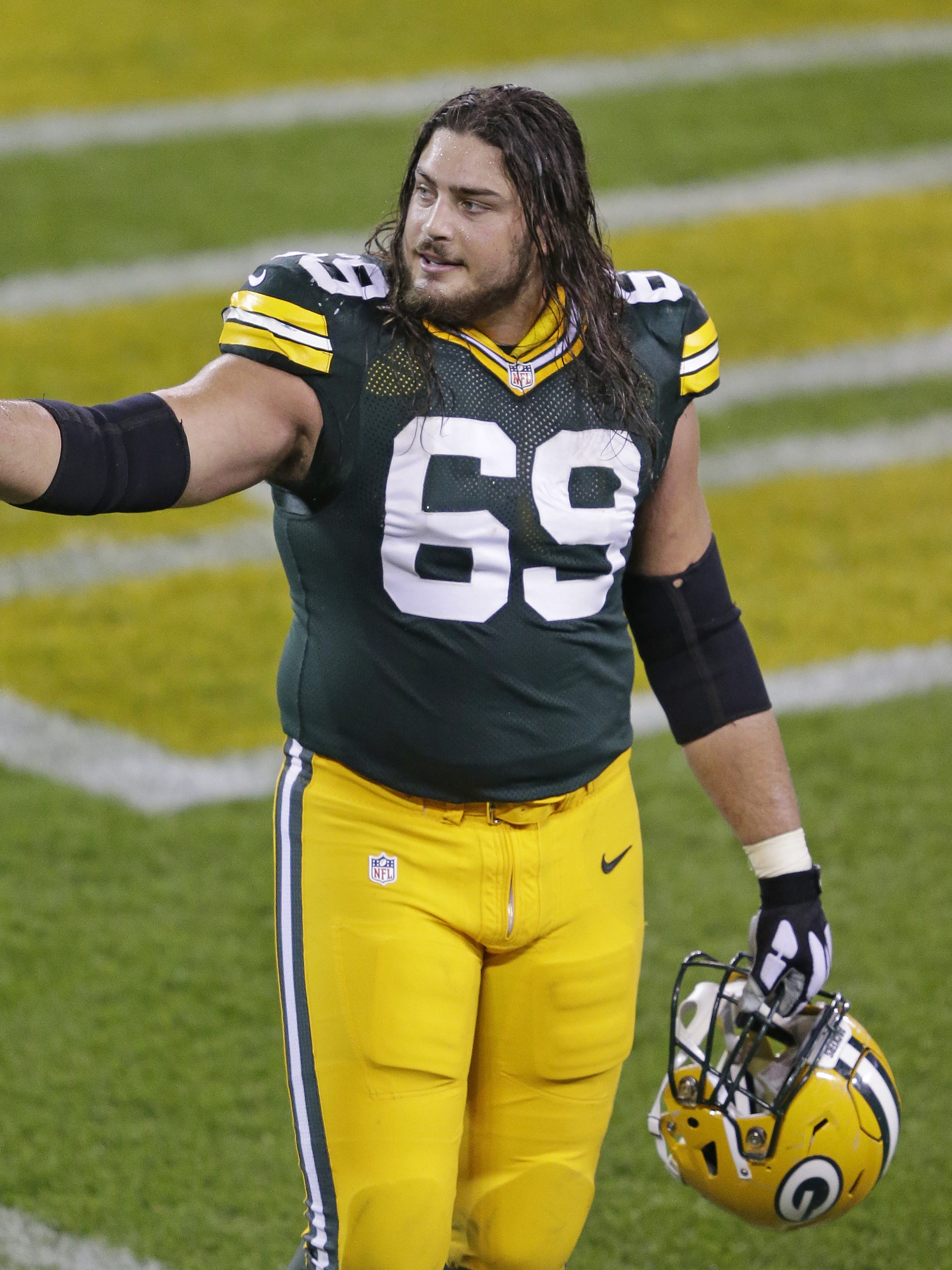 Green Bay Packers tackle David Bakhtiari (69) gestures to the fans after the game against the Kansas City Chiefs on Sept. 28, 2015, at Lambeau Field.