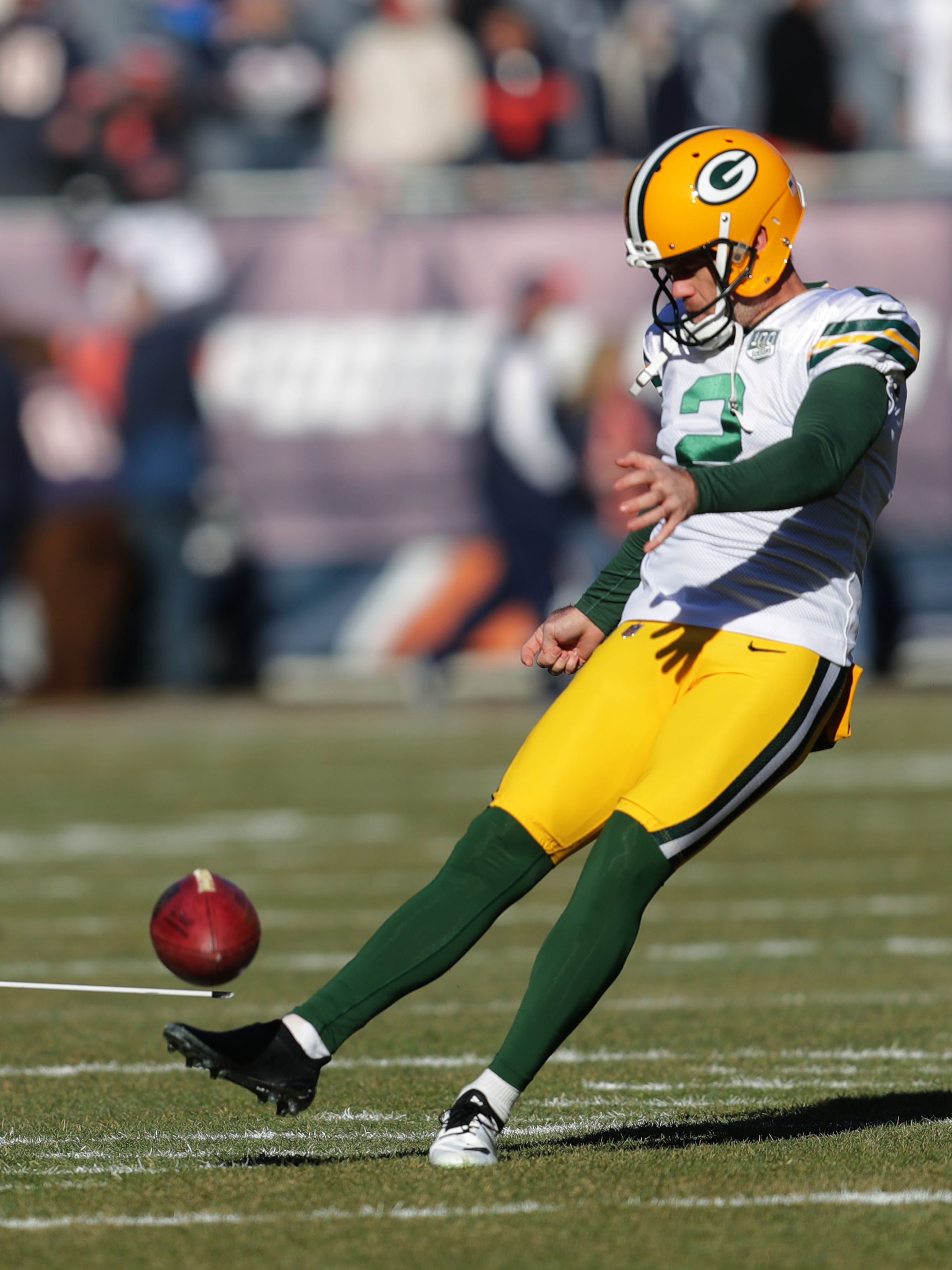 Green Bay Packers' Mason Crosby warms up before the Green Bay Packers game against the Chicago Bears at Soldier Field Sunday, Dec. 16, 2018, in Chicago. Photo by Mike De Sisti / The Milwaukee Journal Sentinel