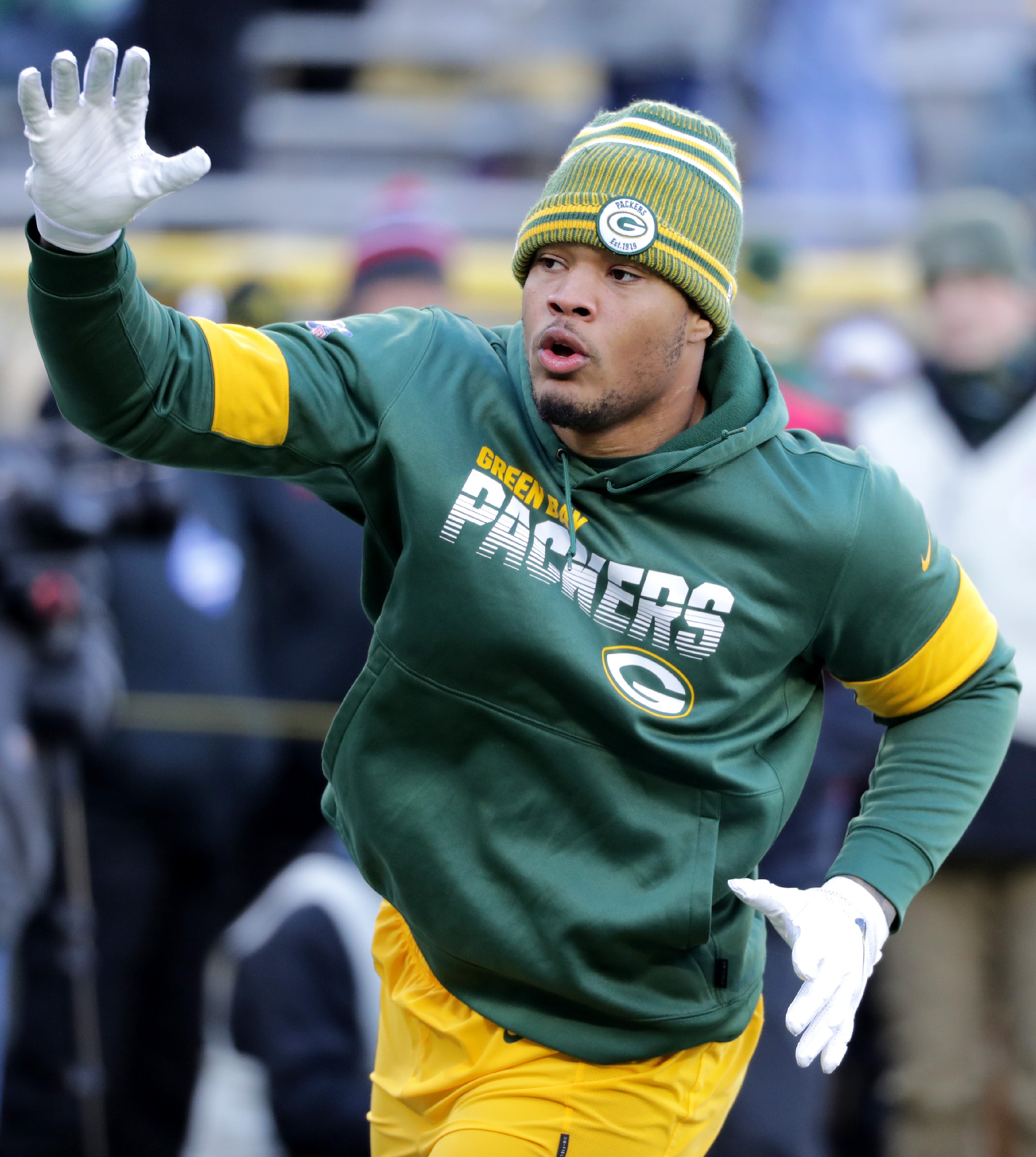 Green Bay Packers outside linebacker Preston Smith (91) warms up before the Packers host the Chicago Bears on Sunday, December 15, 2019, at Lambeau Field in Green Bay, Wis.