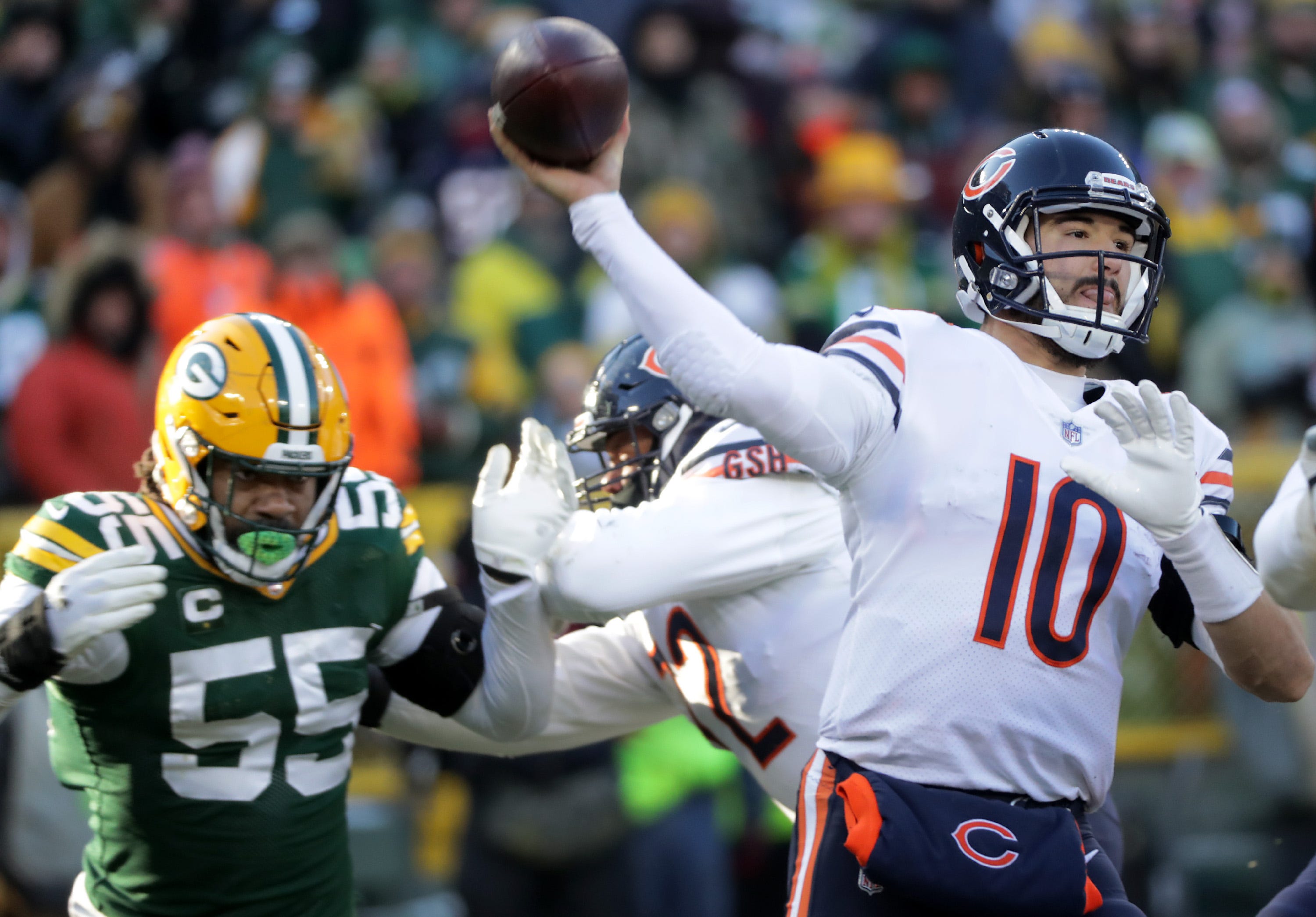Green Bay Packers outside linebacker Za'Darius Smith (55) rushes -Chicago Bears quarterback Mitchell Trubisky (10) during their football game on Sunday, December 15, 2019, at Lambeau Field in Green Bay, Wis.